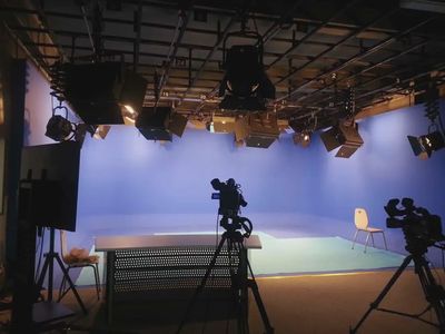 电视行业有序复工，政策帮扶节目出新，观众认可度提升